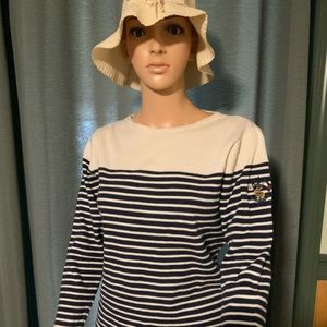 Woman’s cotton Tommy sweater.  Great for a cool summer evening.